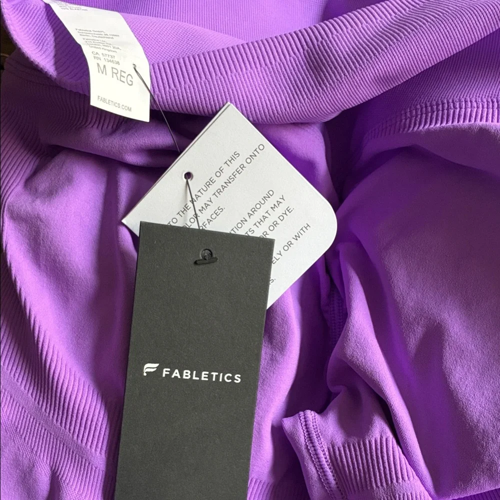 Fabletics Seamless Scrunch HighWaisted Legging Vibrant Purple, neon violet color - Picture 8 of 8